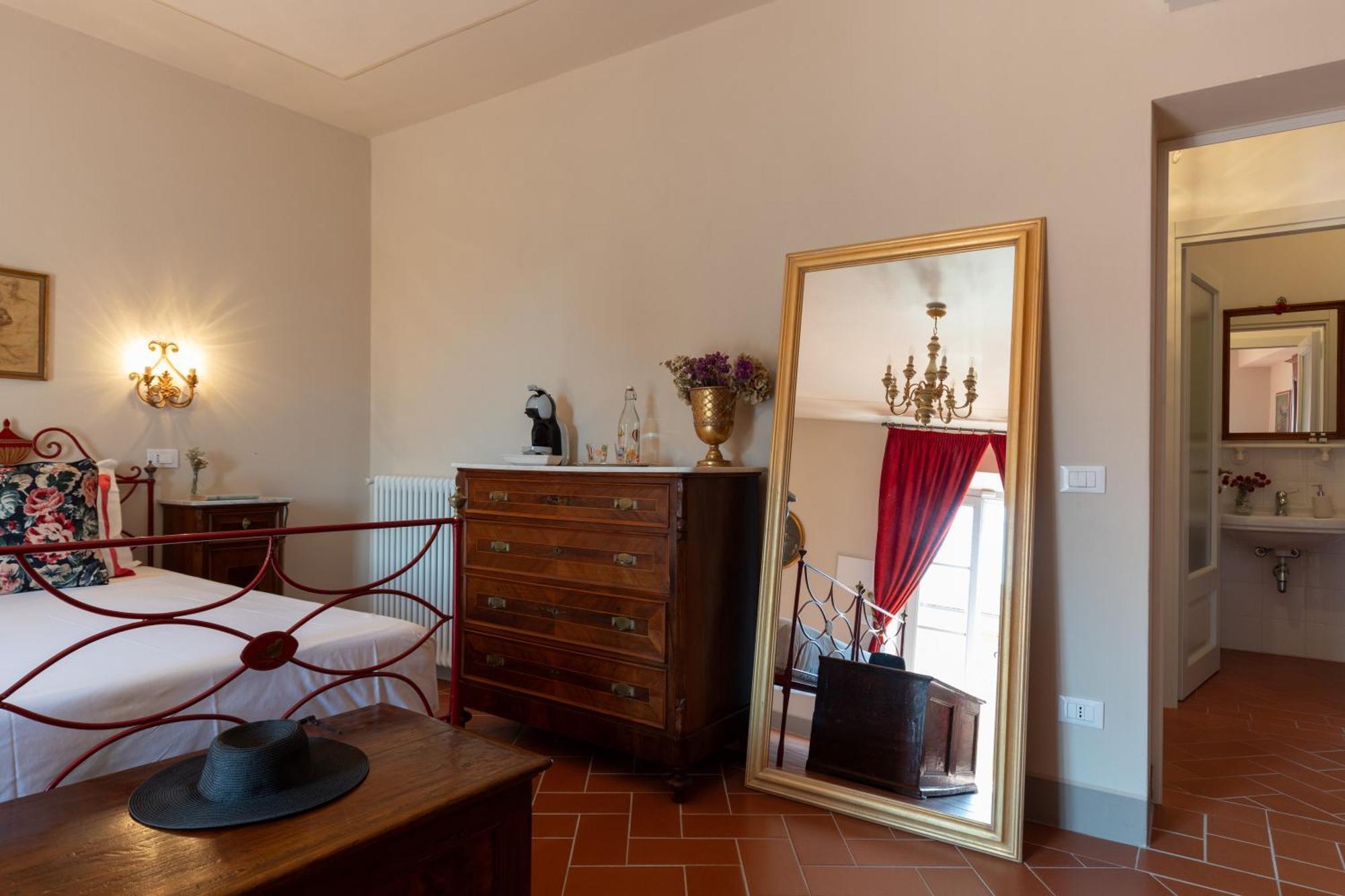 Al Castello di Lari Bed and Breakfast Esterno foto